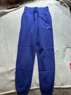 Women’s Nike joggers